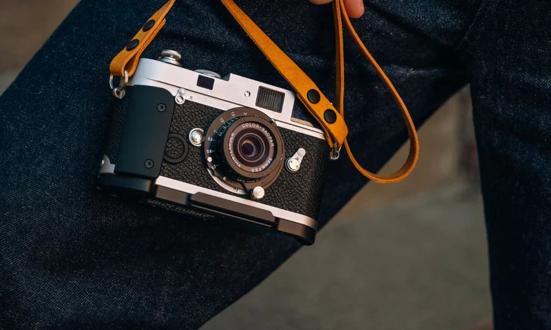 Timeless Leather for Modern Cameras